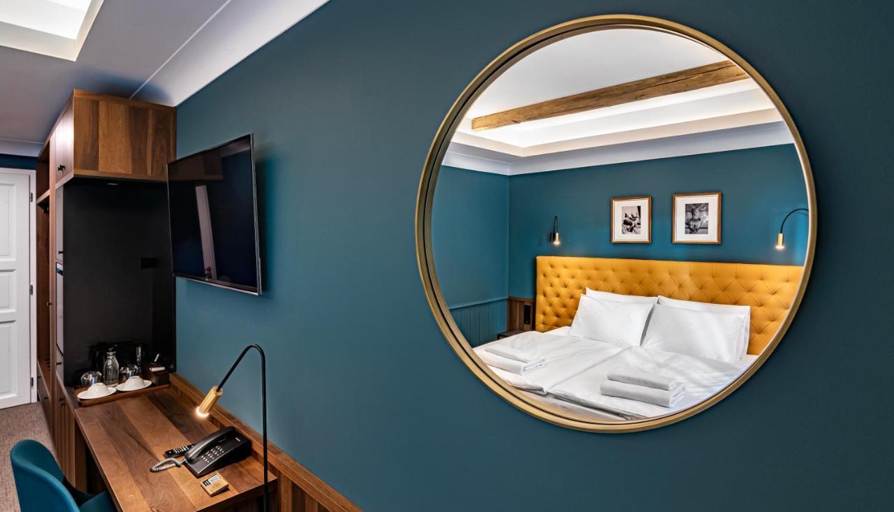 Palatinus Boutique Hotel بيتْش المظهر الخارجي الصورة