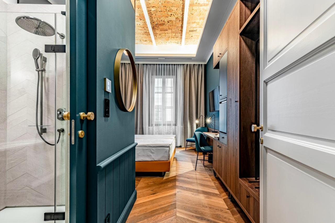 Palatinus Boutique Hotel بيتْش المظهر الخارجي الصورة