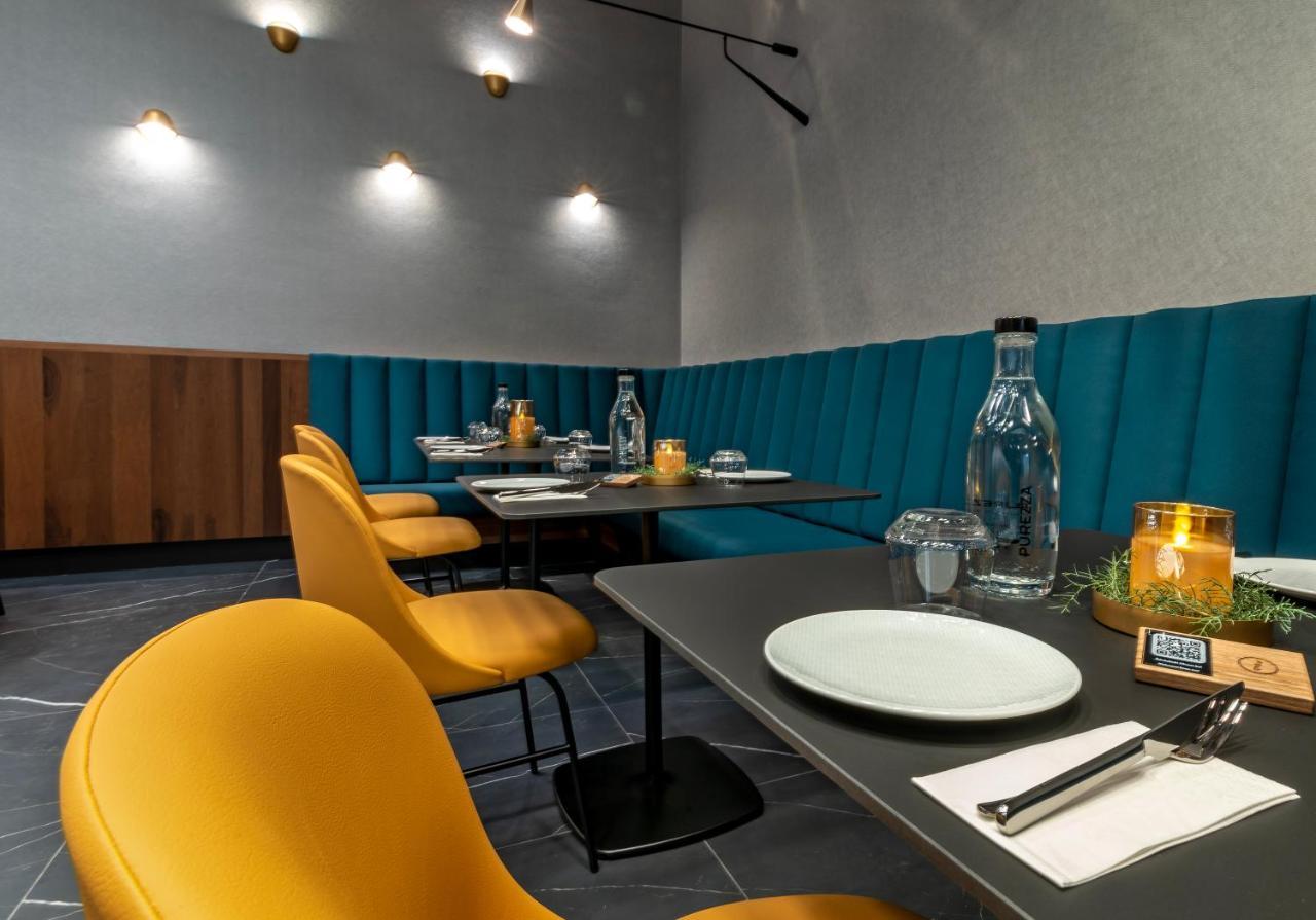 Palatinus Boutique Hotel بيتْش المظهر الخارجي الصورة