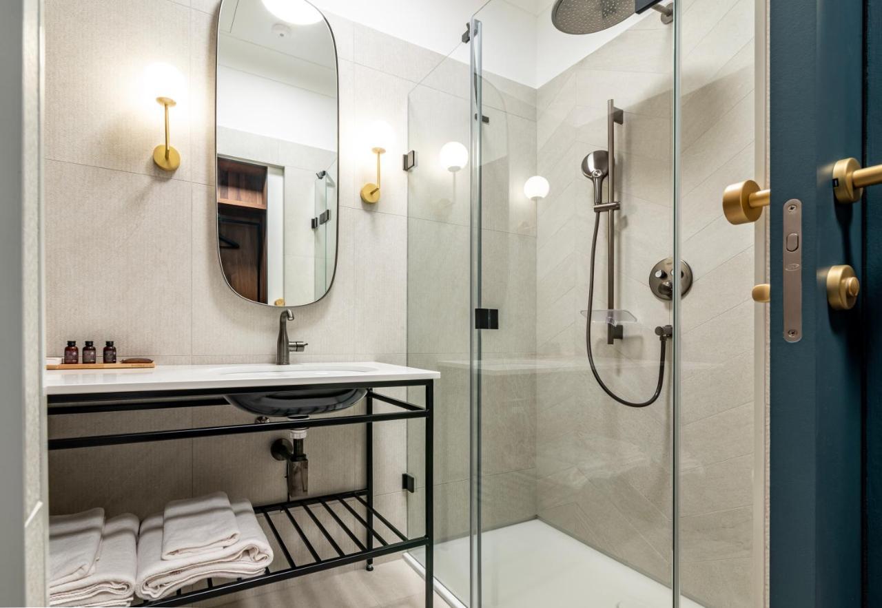 Palatinus Boutique Hotel بيتْش المظهر الخارجي الصورة