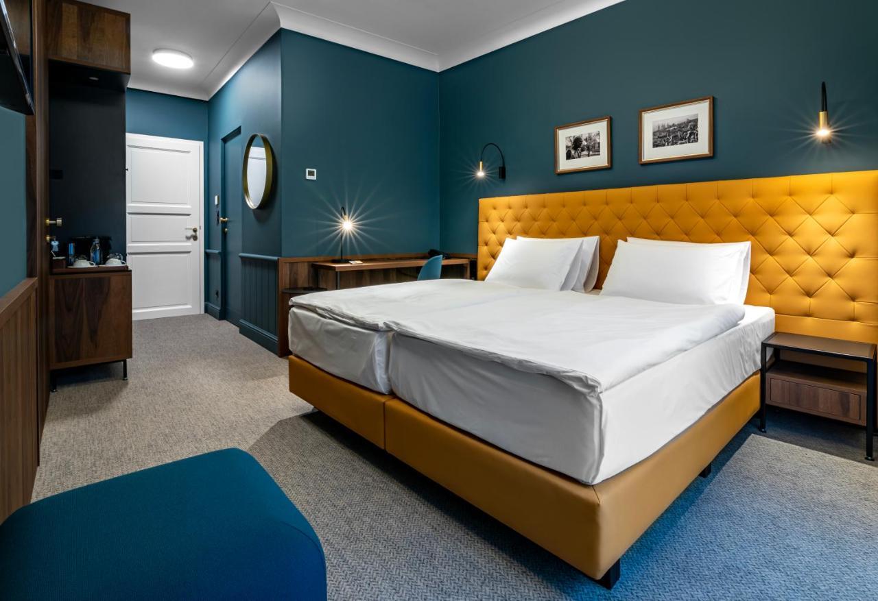 Palatinus Boutique Hotel بيتْش المظهر الخارجي الصورة